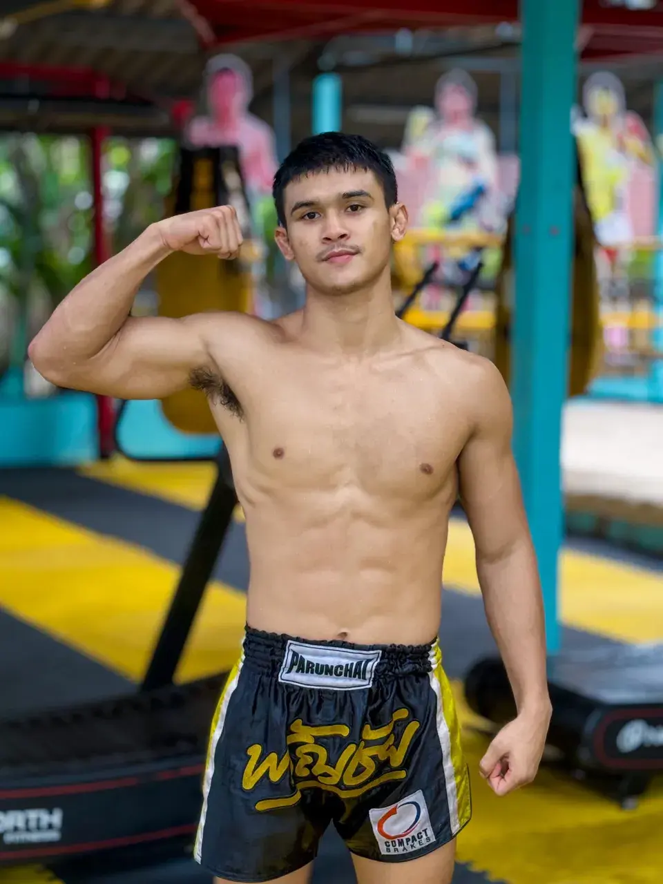 มวยโค้กยามเช้า