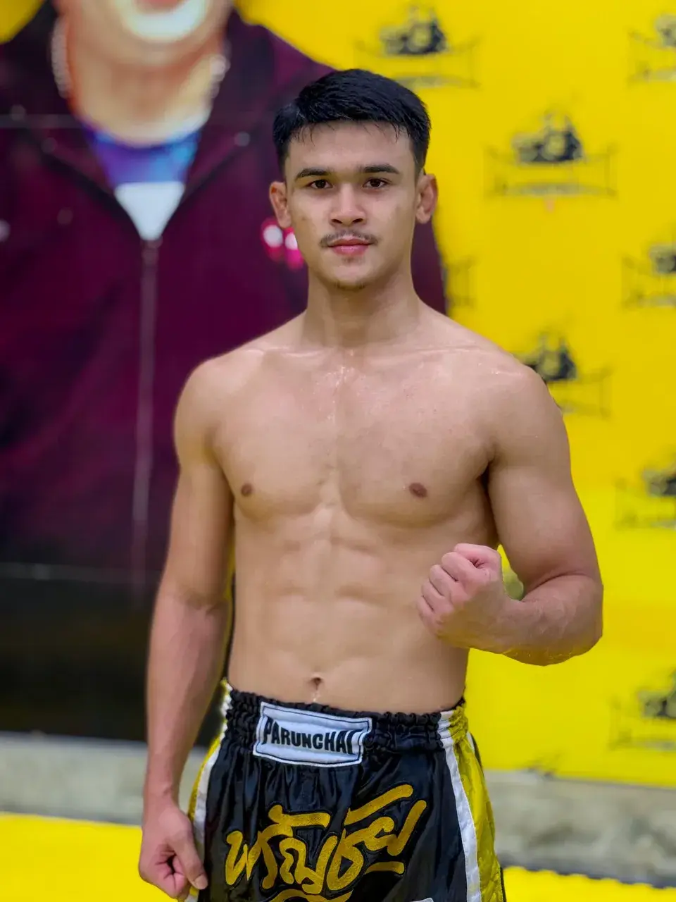 มวยโค้กยามเช้า