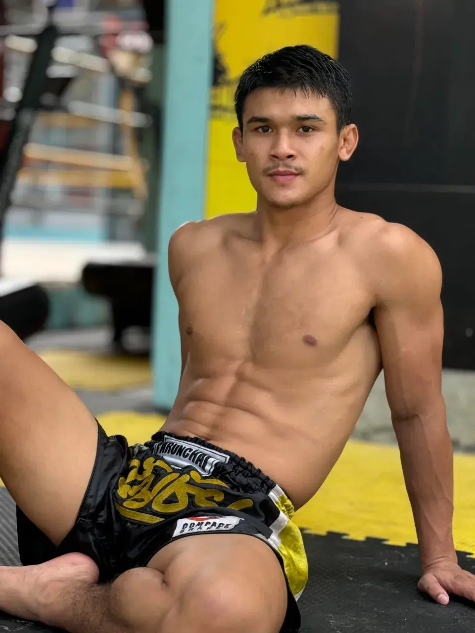 มวยโค้กยามเช้า