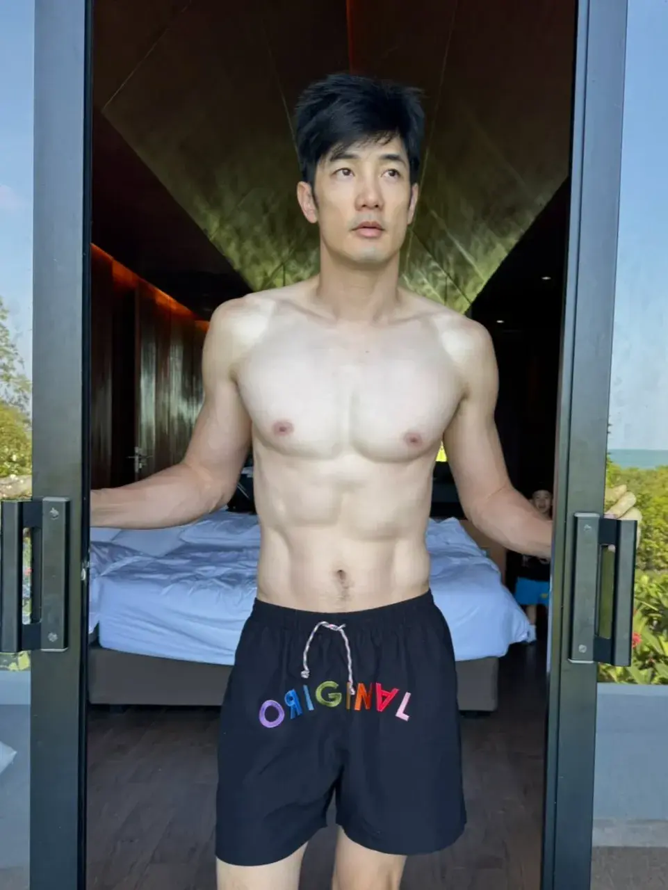 มันจะนัวร์ขนาดไหน"คิดสิ?