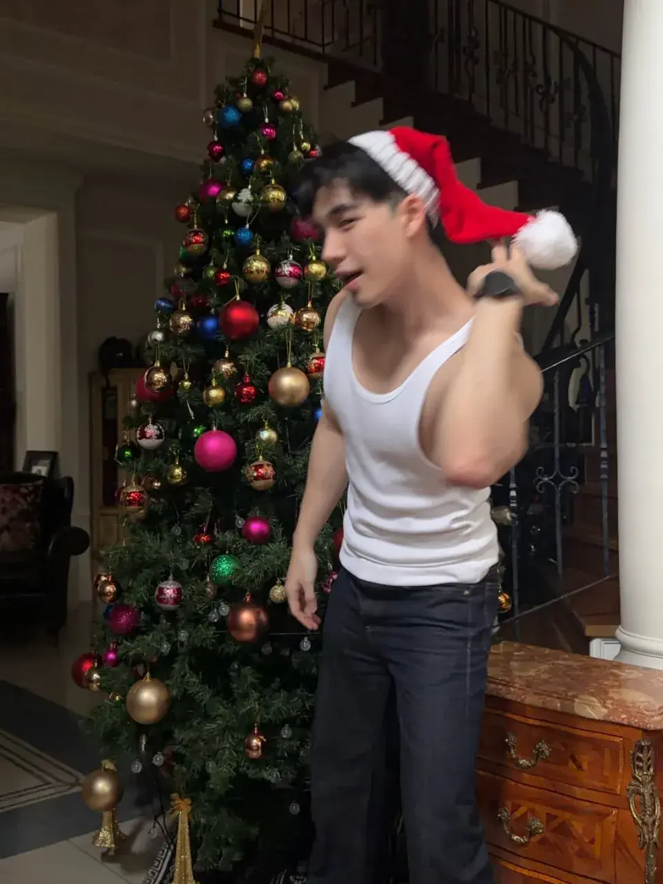 มันจะนัวร์ขนาดไหน"คิดสิ?