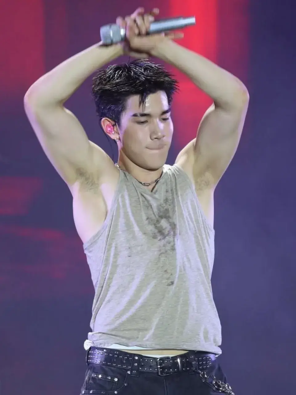 ฟัดทั้งวันไม่มีเบื่อ