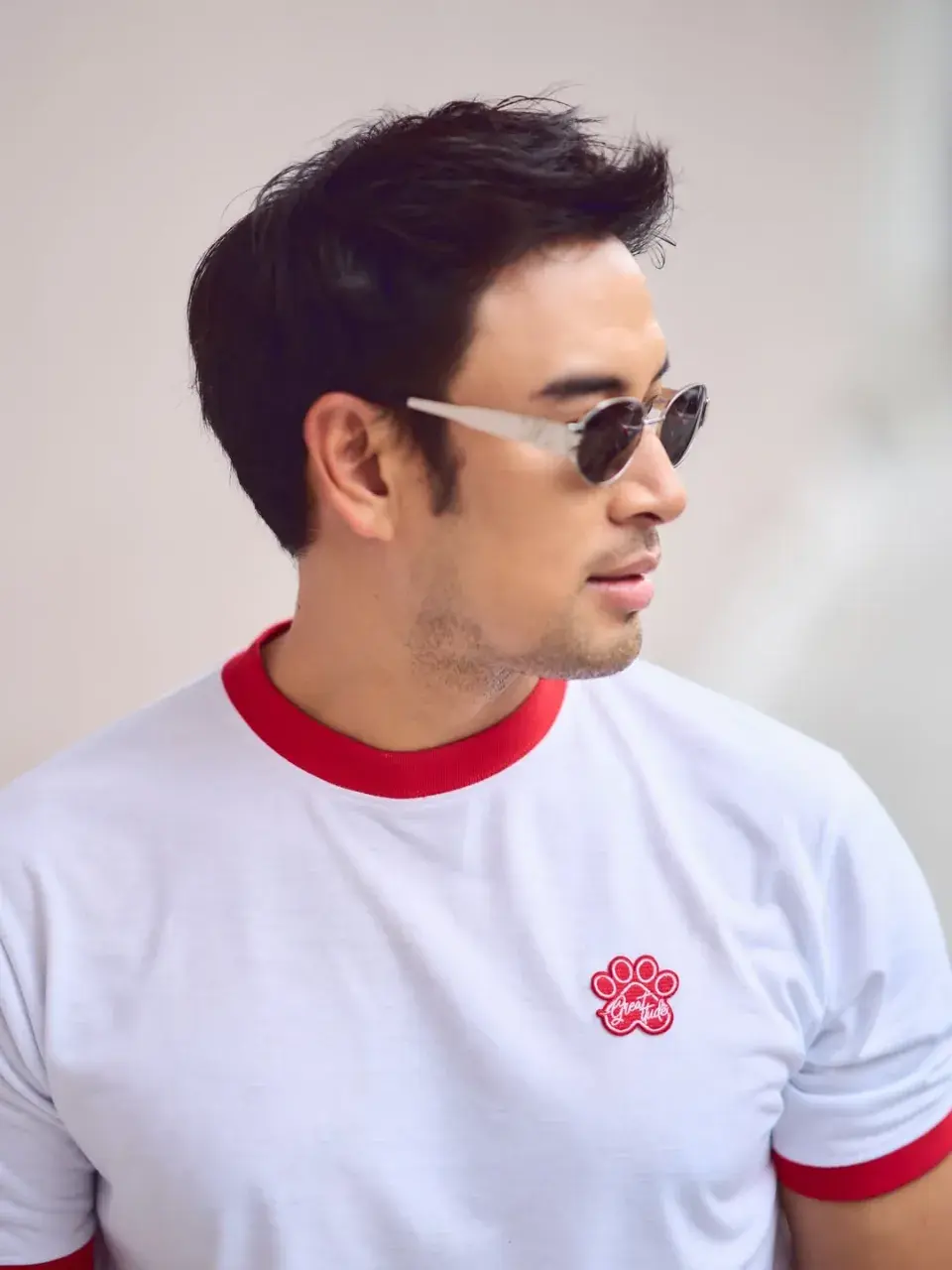 รวมพระเอกมาดเข้ม