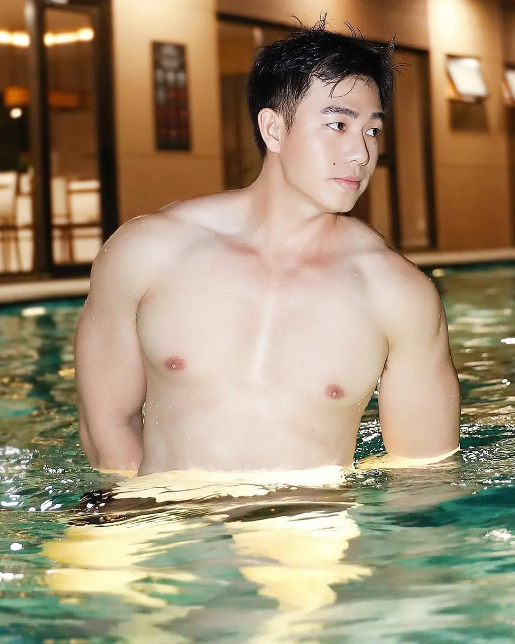 Cool guy : HIMA PHẠM