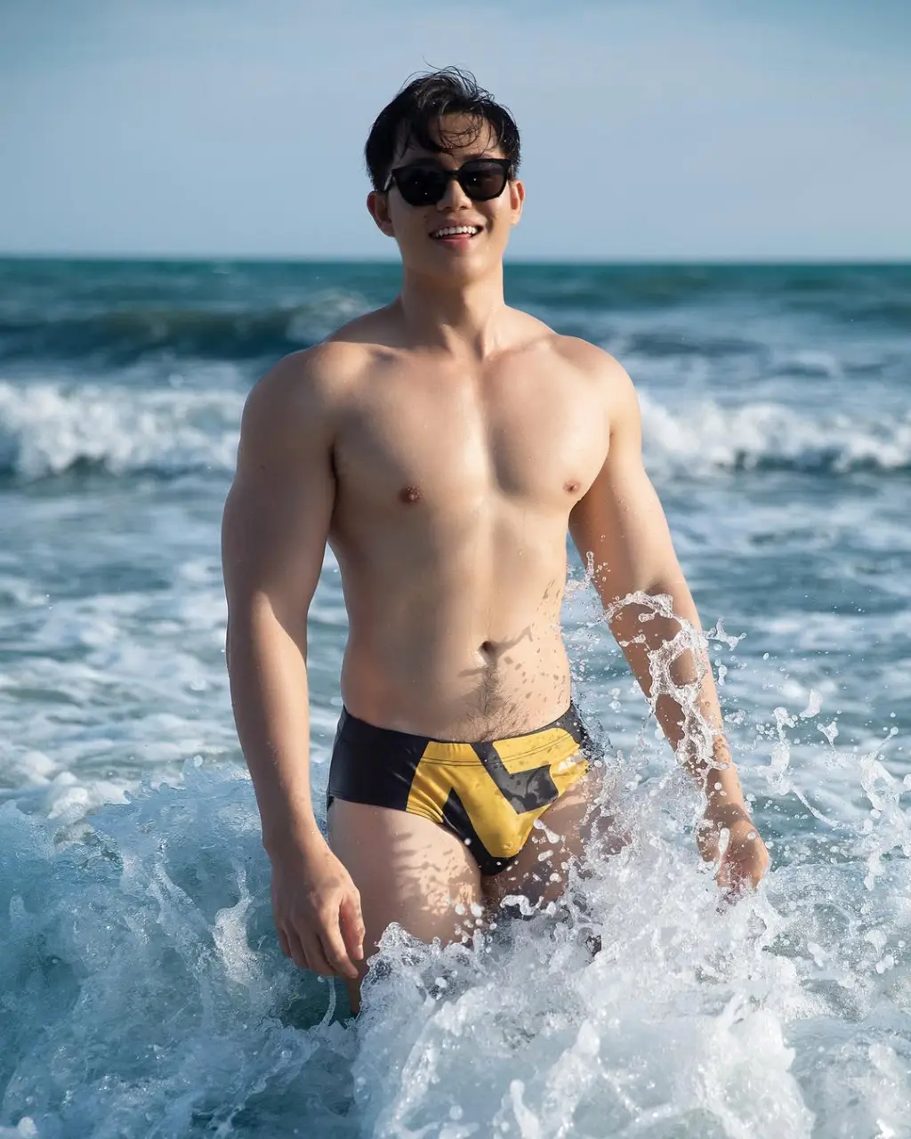 Cool guy : HIMA PHẠM