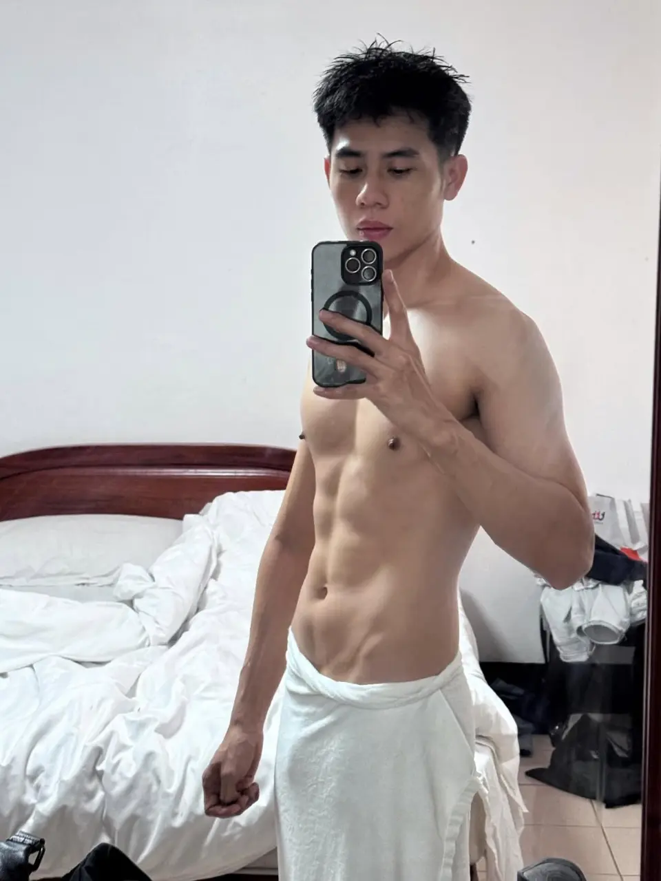 ถอดโชว์เรือนร่าง 2964