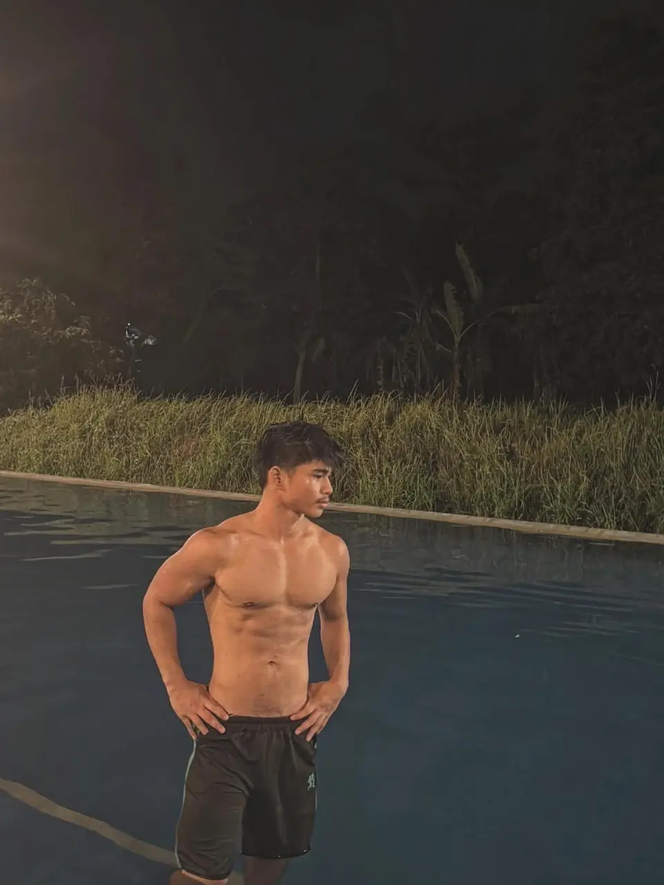 ถอดโชว์เรือนร่าง 2964