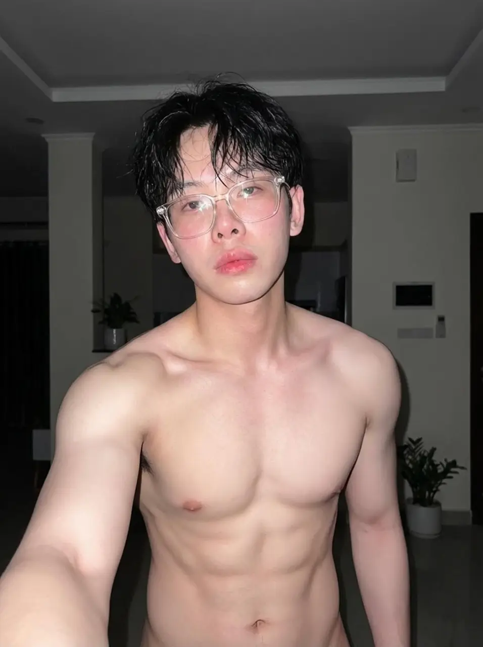 ถอดโชว์เรือนร่าง 2964