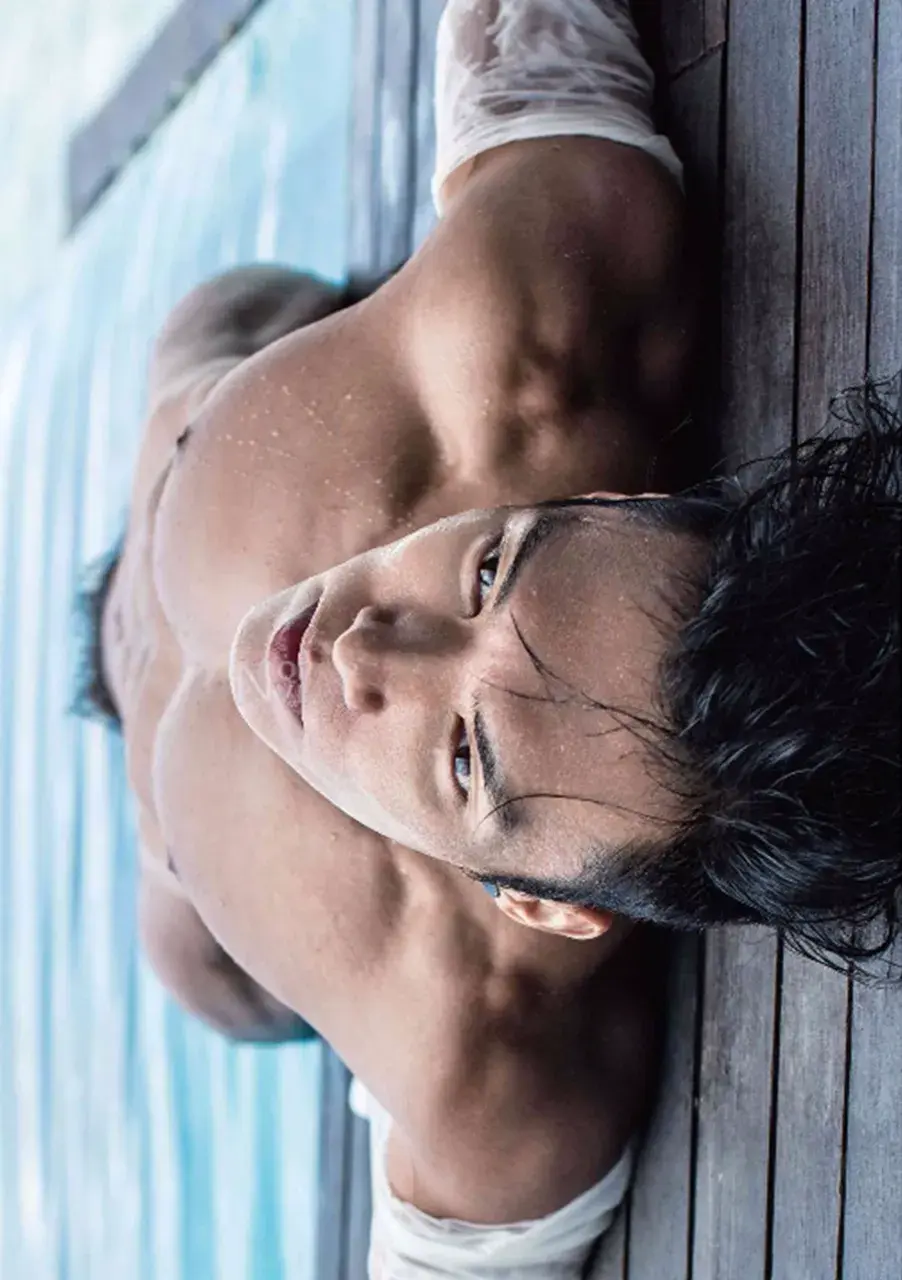 NAKED OCEAN BY XIE ZIQIU