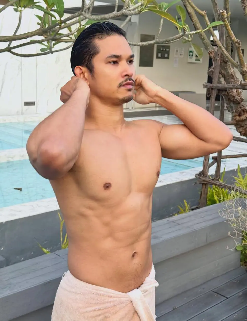 พี่ต้อมที่1ในความแน่นเสวๆ