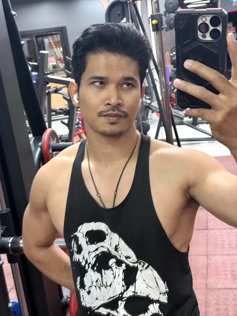 พี่ต้อมที่1ในความแน่นเสวๆ