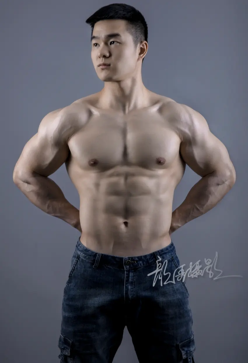 สำหรับเวอร์ชั่นเห็นหมด กดลิ้งค์ไปดูที่เว็บไซต์เครดิต : clipgayasian.com