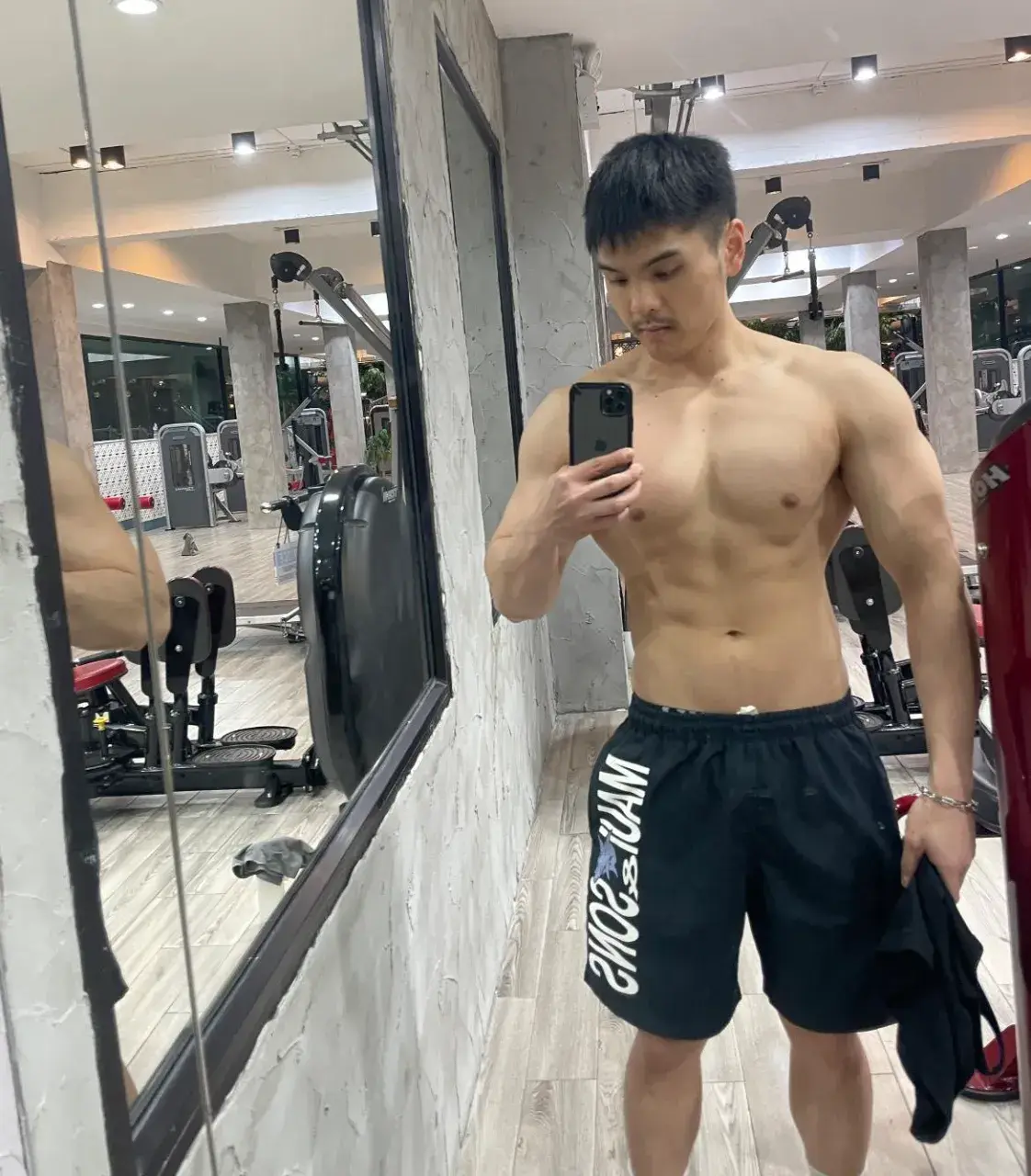 ภาพชวนน้ำแตก