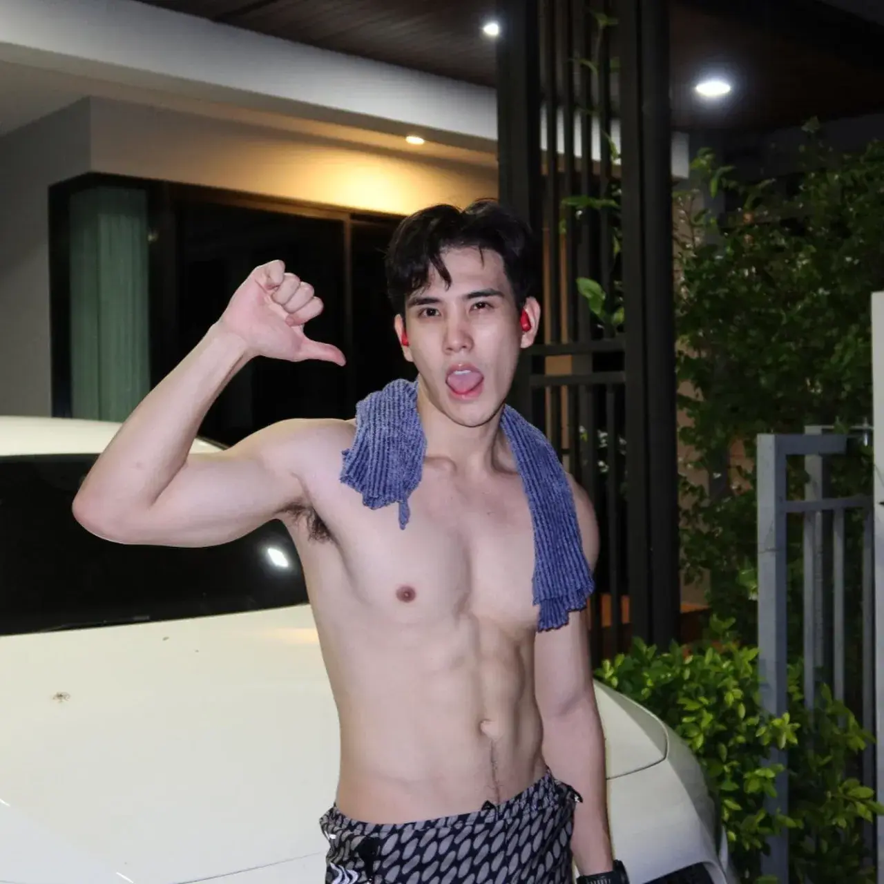 แซ่บคูณ2