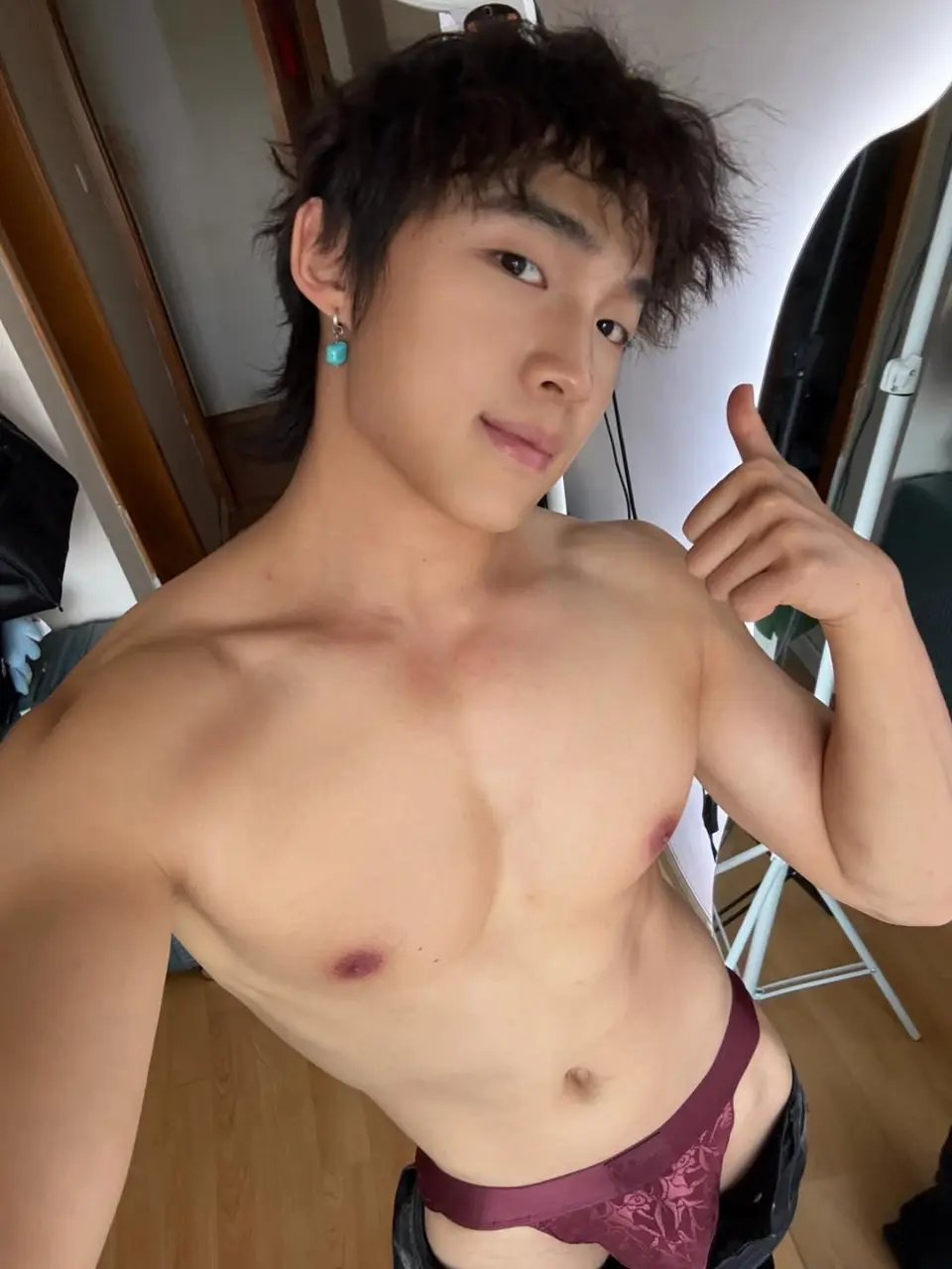 Cool and cute guy : 吕宁