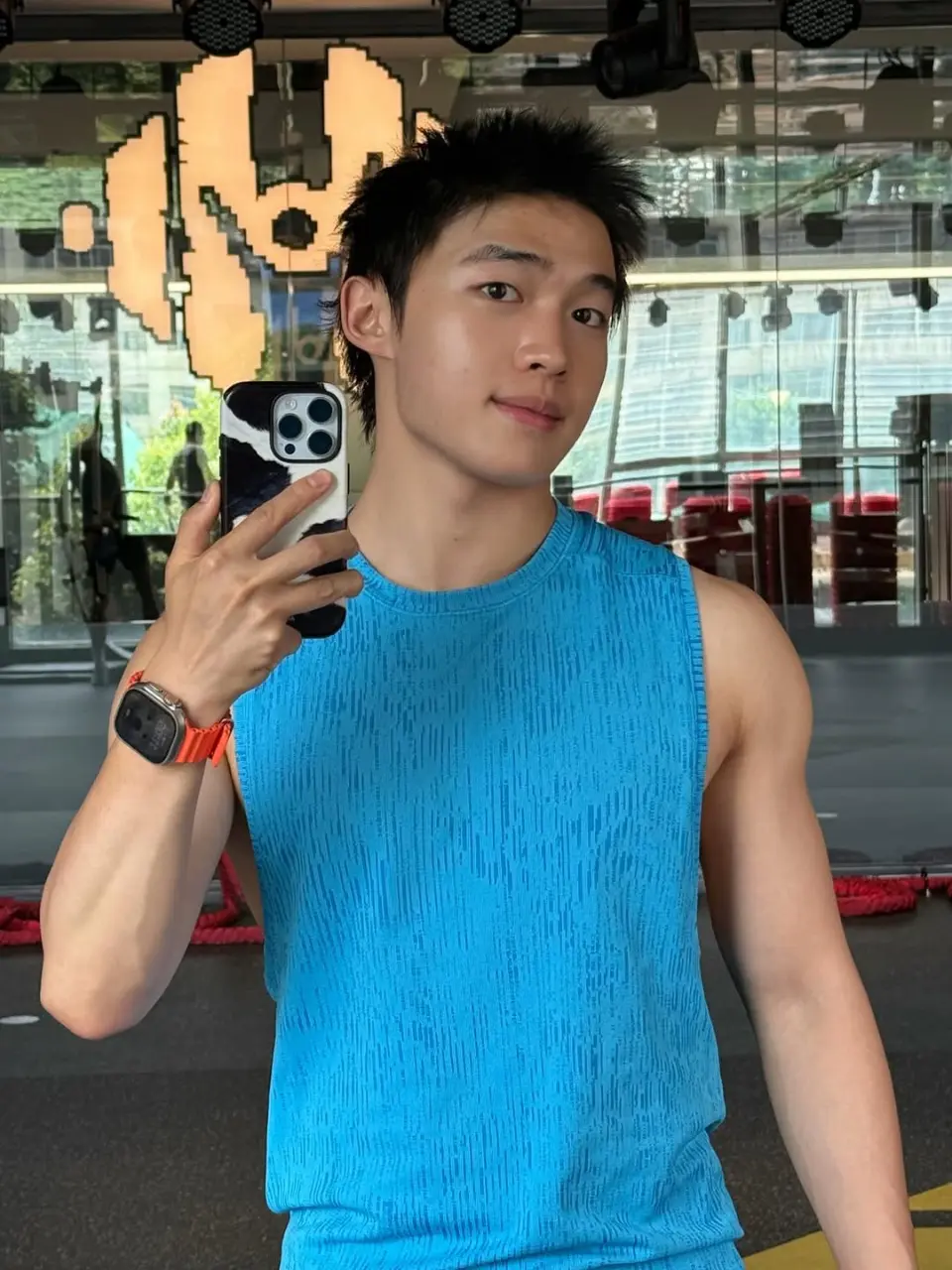 Cool and cute guy : 吕宁