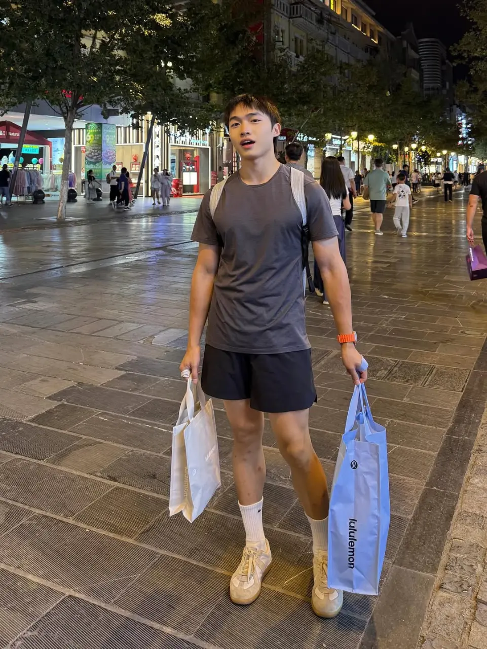 Cool and cute guy : 吕宁