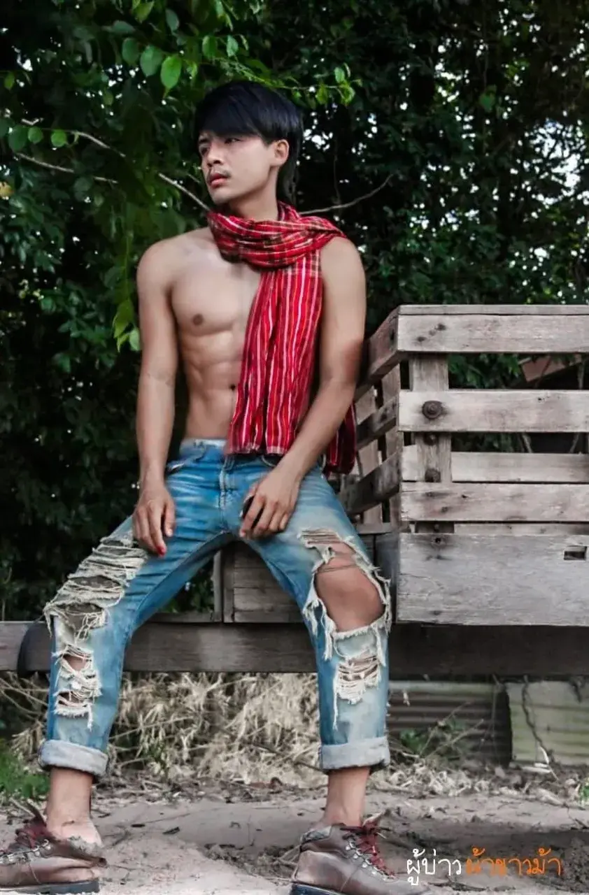 หนุ่มผ้าขาวม้า