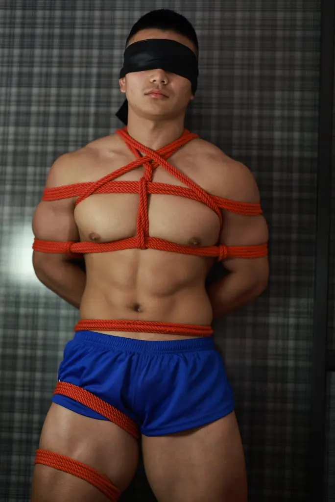 คุณสามารถเยี่ยมชมนิตยสารอื่นๆได้ที่เว็บไซต์เครดิต : clipgayasian.com