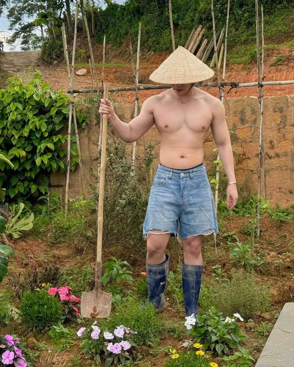 อ้าย..ชอบทำสวน