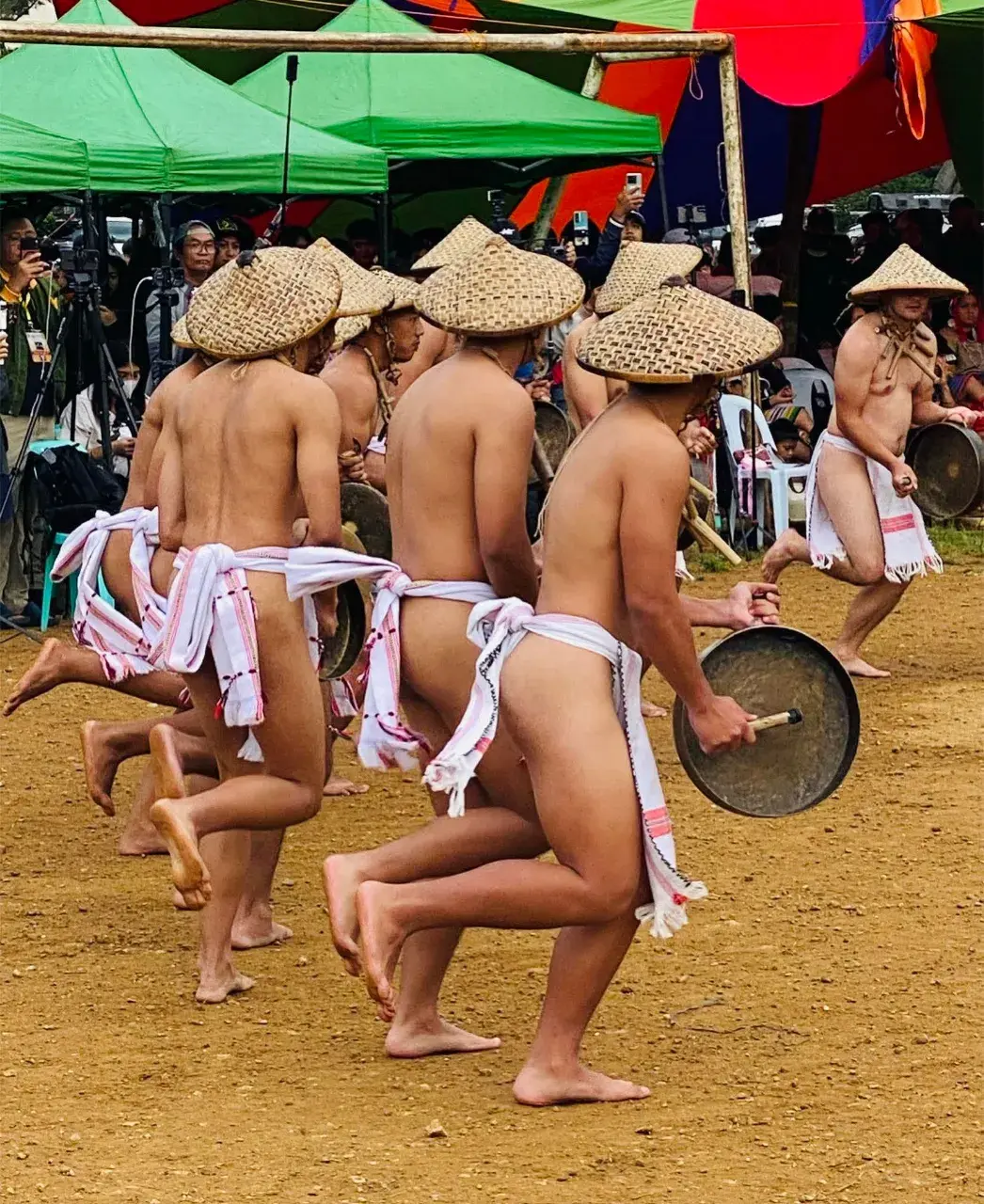 หนุ่มอิฟูเกา