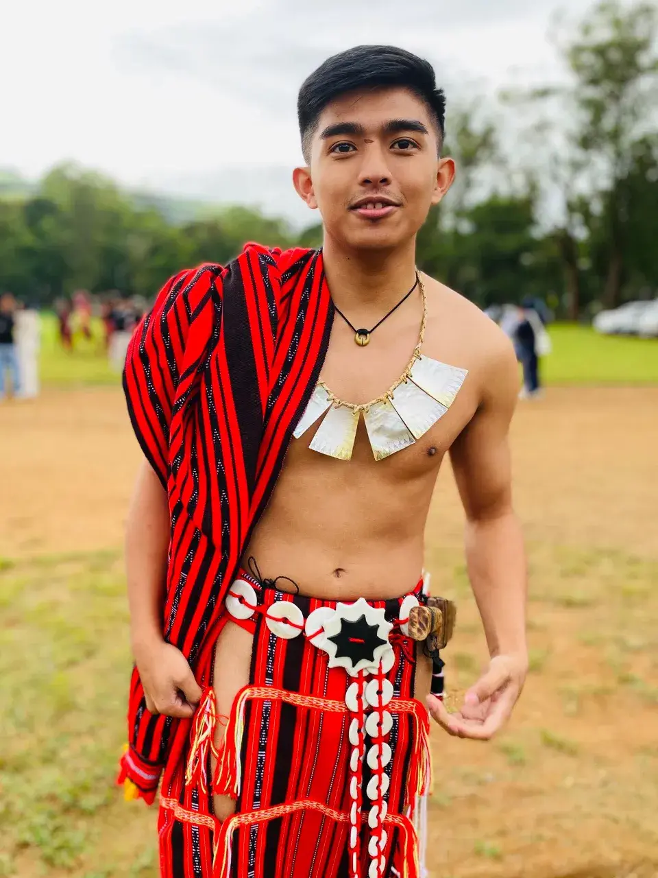 หนุ่มอิฟูเกา