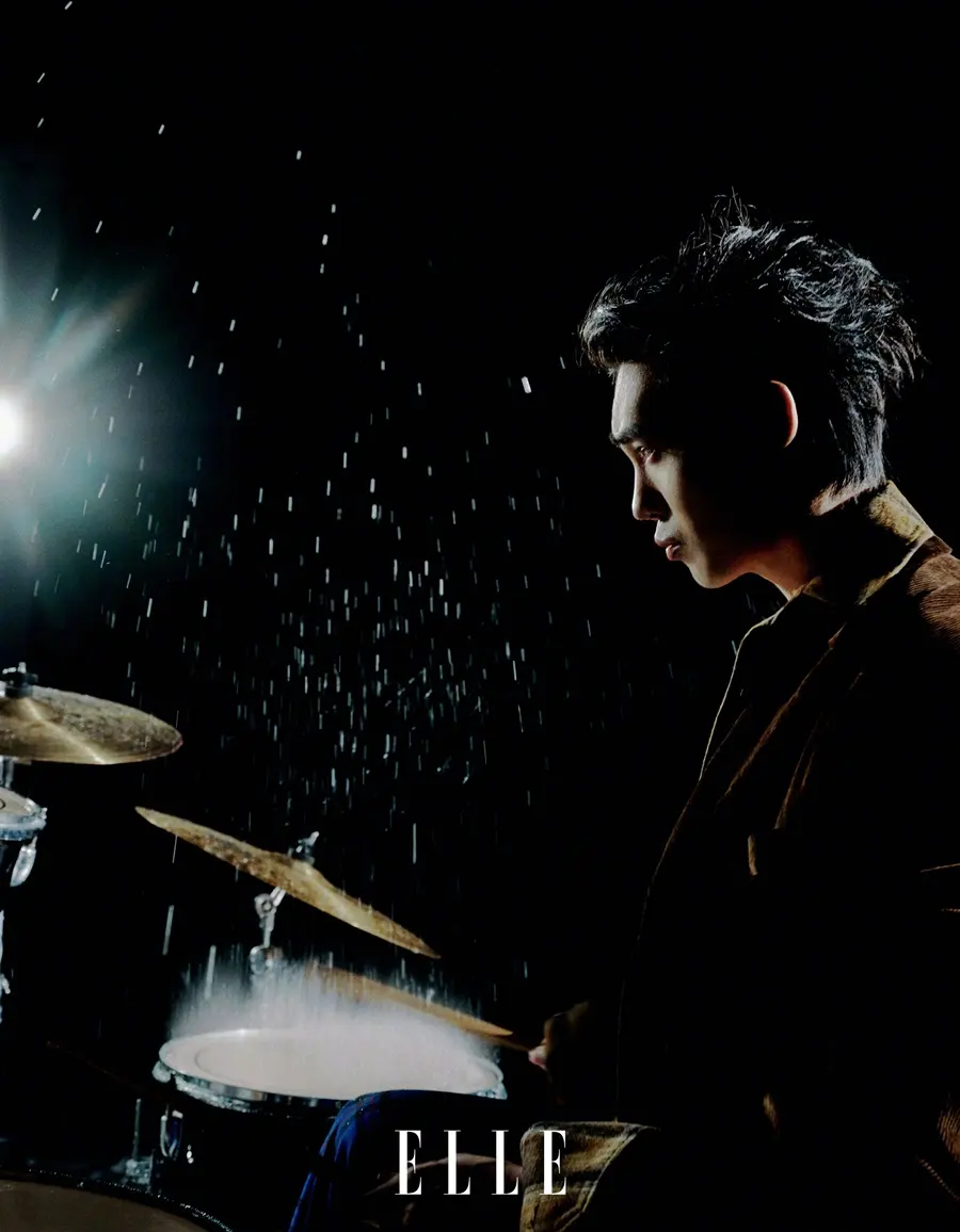 Yu Shi @ ELLE China December 2025