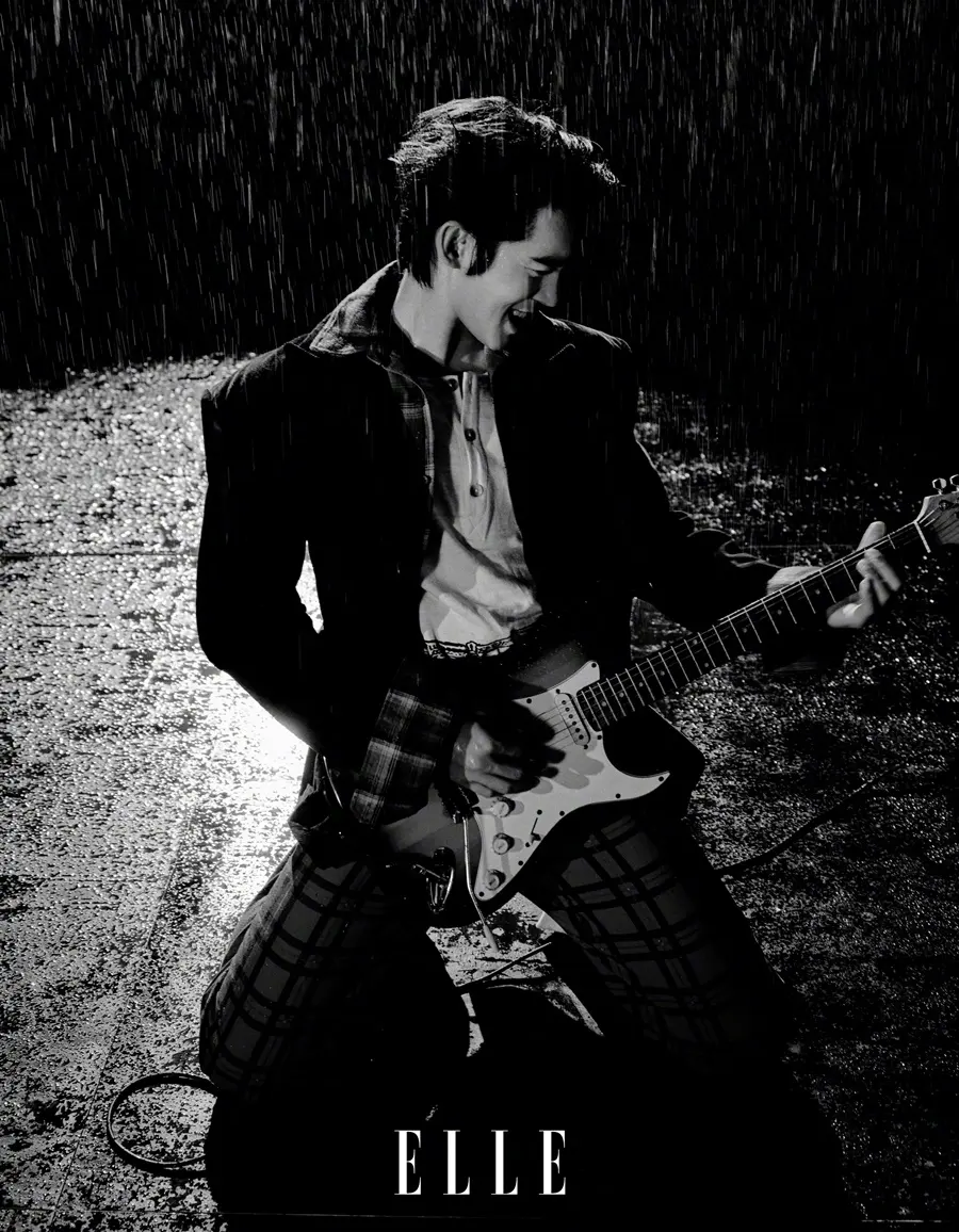 Yu Shi @ ELLE China December 2025