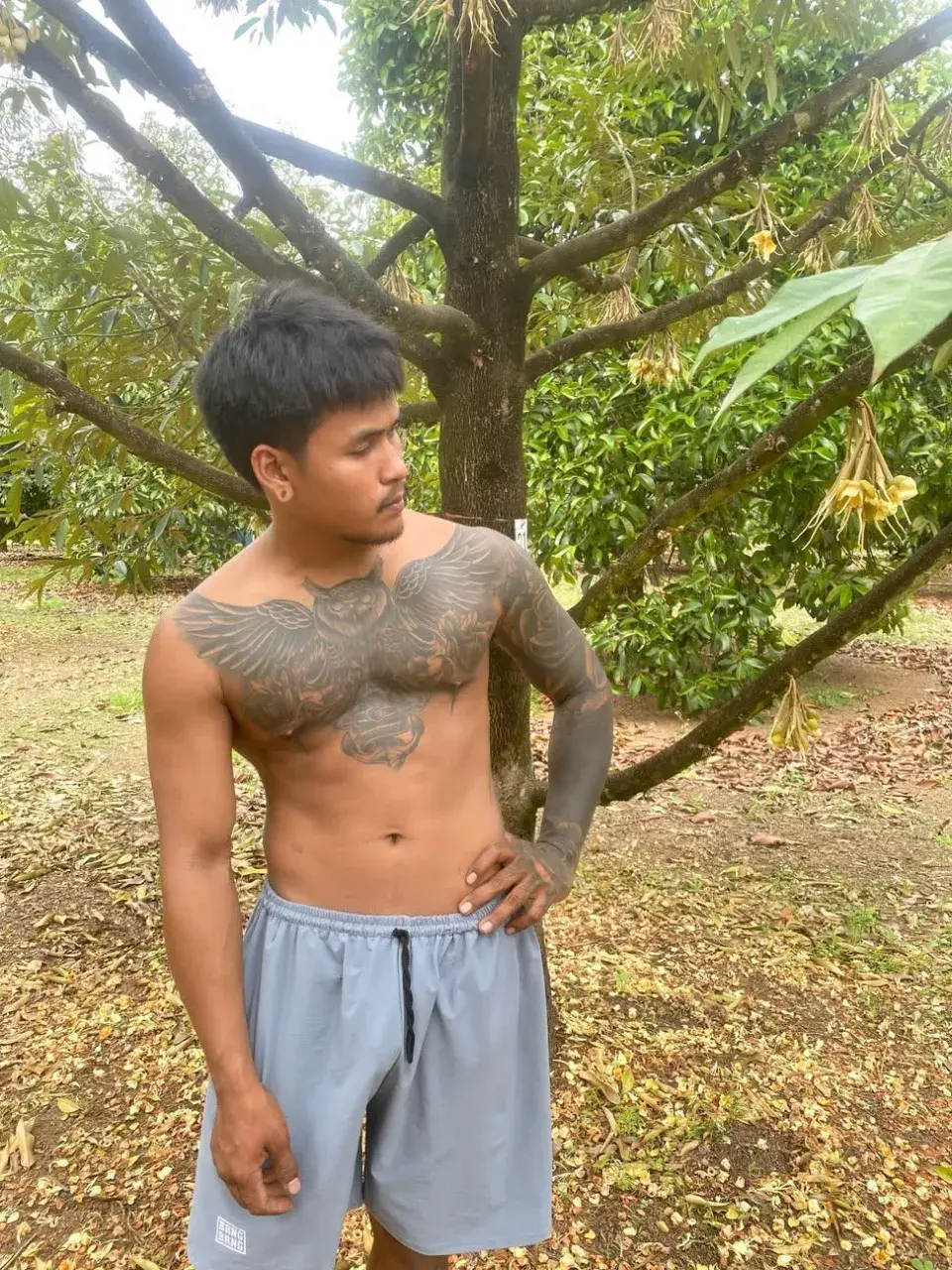 ไม่ต้องลวกขมคอก็ยอม