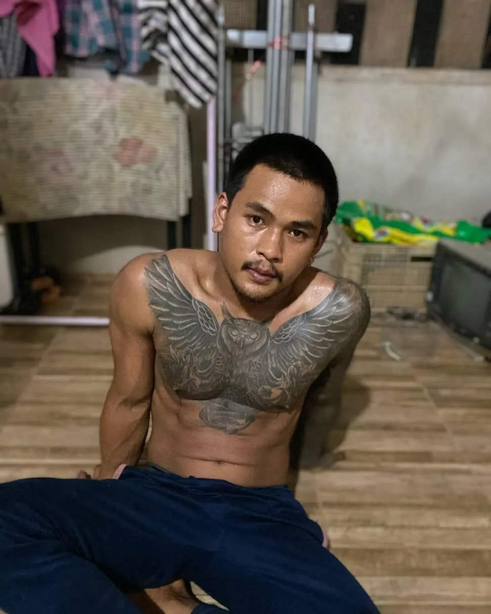 ไม่ต้องลวกขมคอก็ยอม