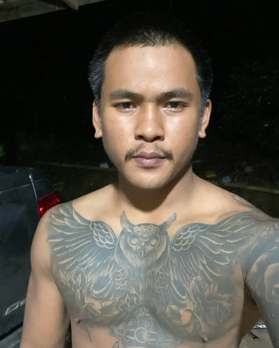 ไม่ต้องลวกขมคอก็ยอม