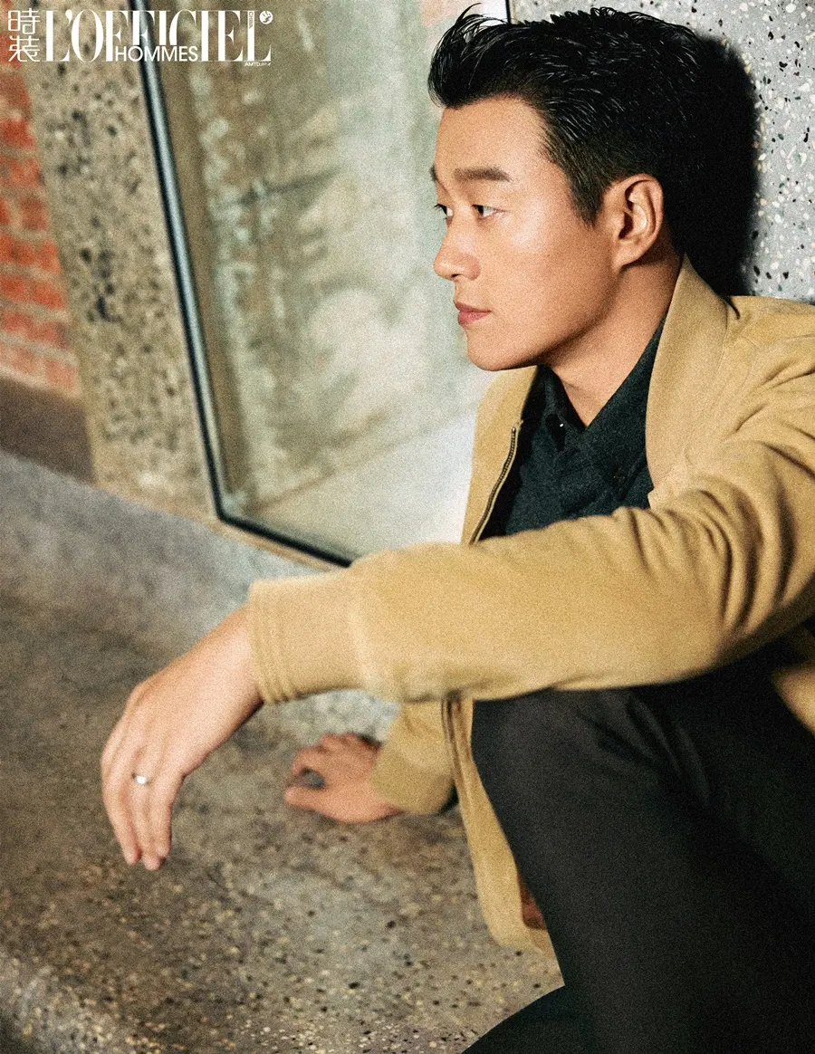 Tong Dawei @ L&rsquo;OFFICIEL HOMMES China December 2025