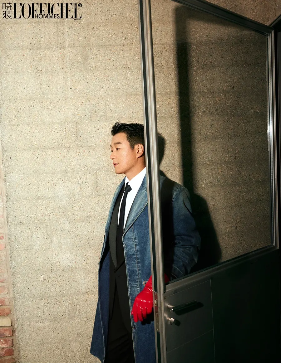 Tong Dawei @ L&rsquo;OFFICIEL HOMMES China December 2025