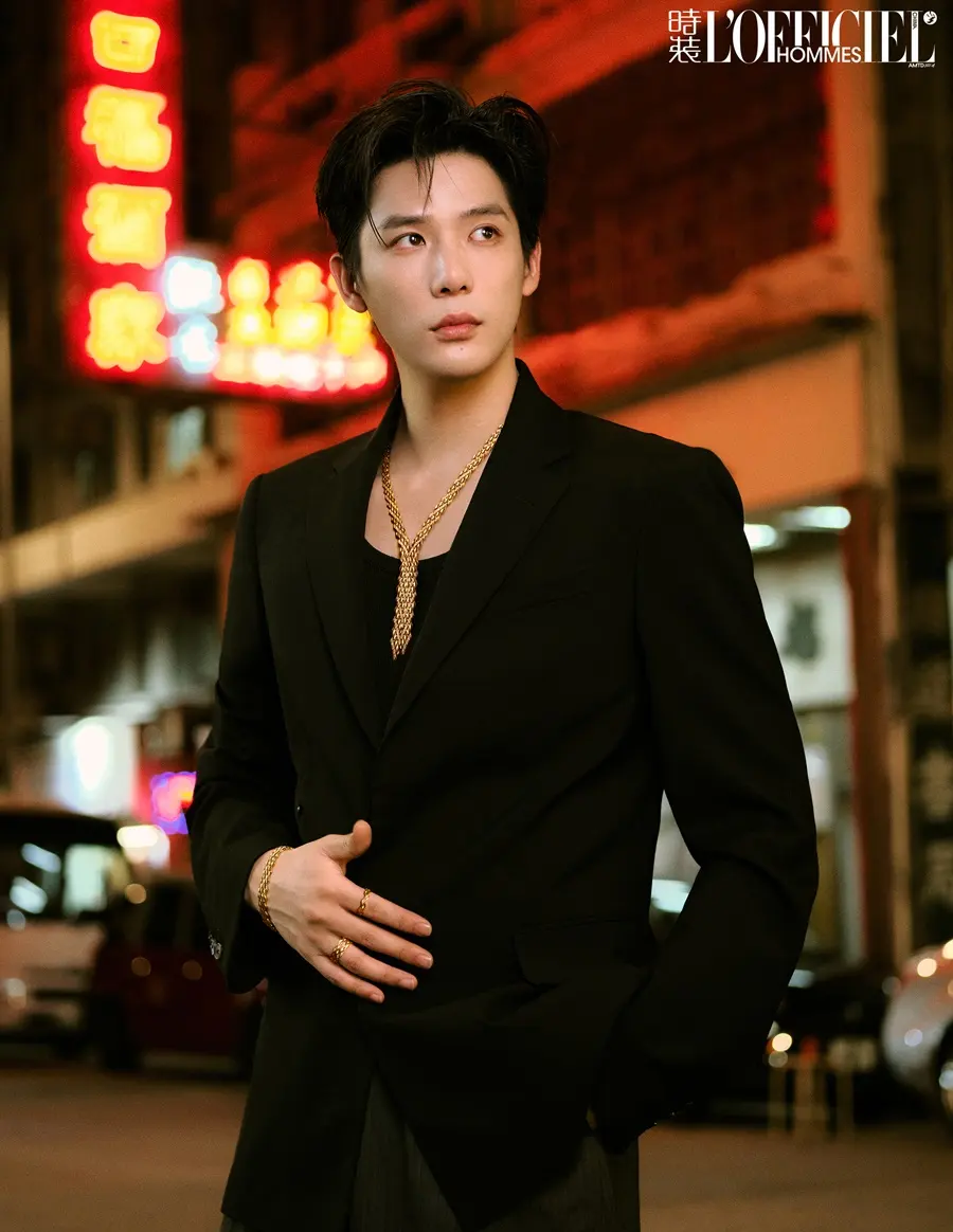 Wang Anyu @ L&rsquo;OFFICIEL HOMMES China January 2026