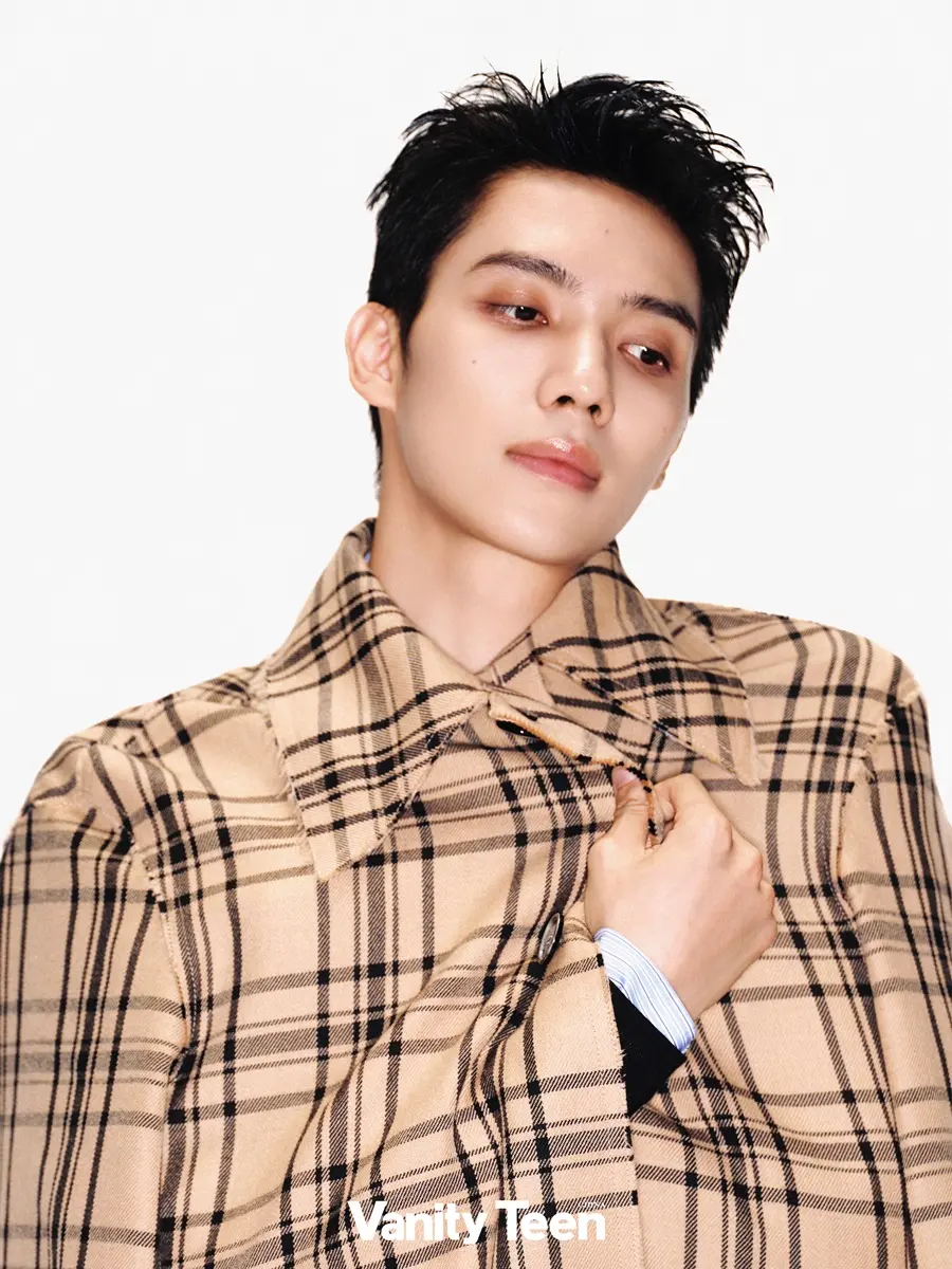 Luo Yizhou @ Vanity Teen China December 2025