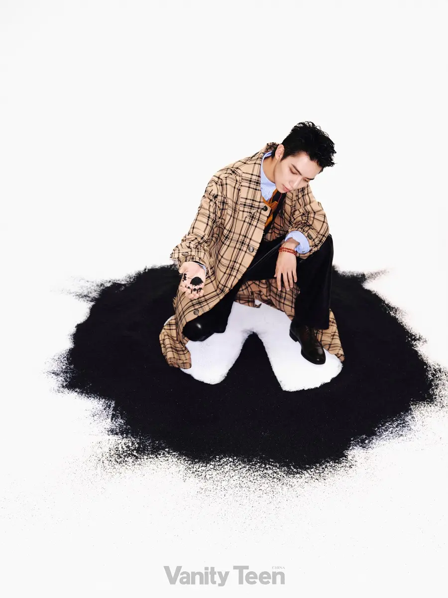 Luo Yizhou @ Vanity Teen China December 2025