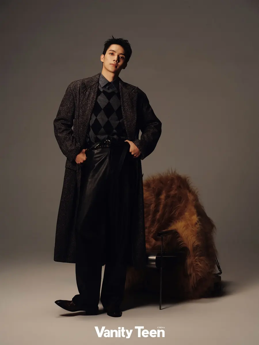 Luo Yizhou @ Vanity Teen China December 2025