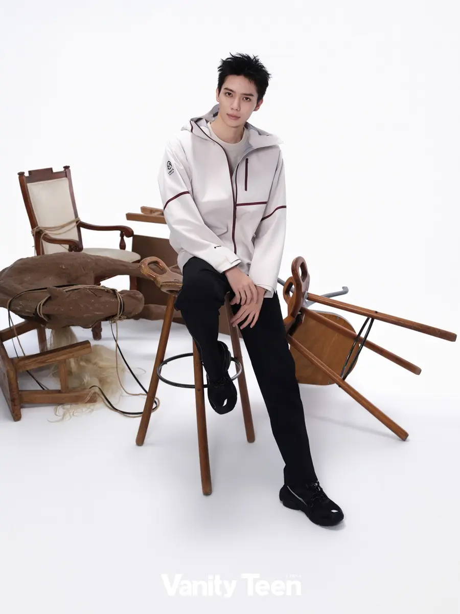 Luo Yizhou @ Vanity Teen China December 2025