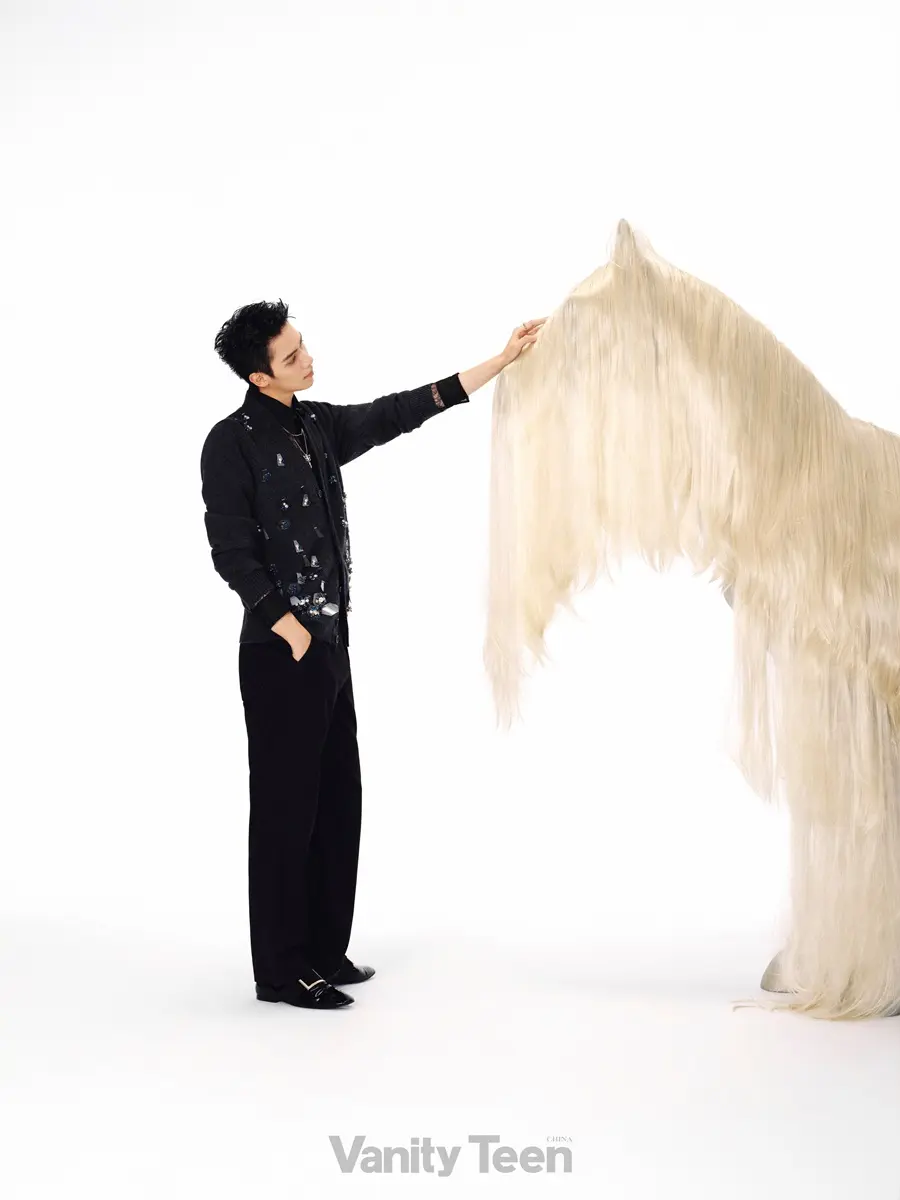 Luo Yizhou @ Vanity Teen China December 2025