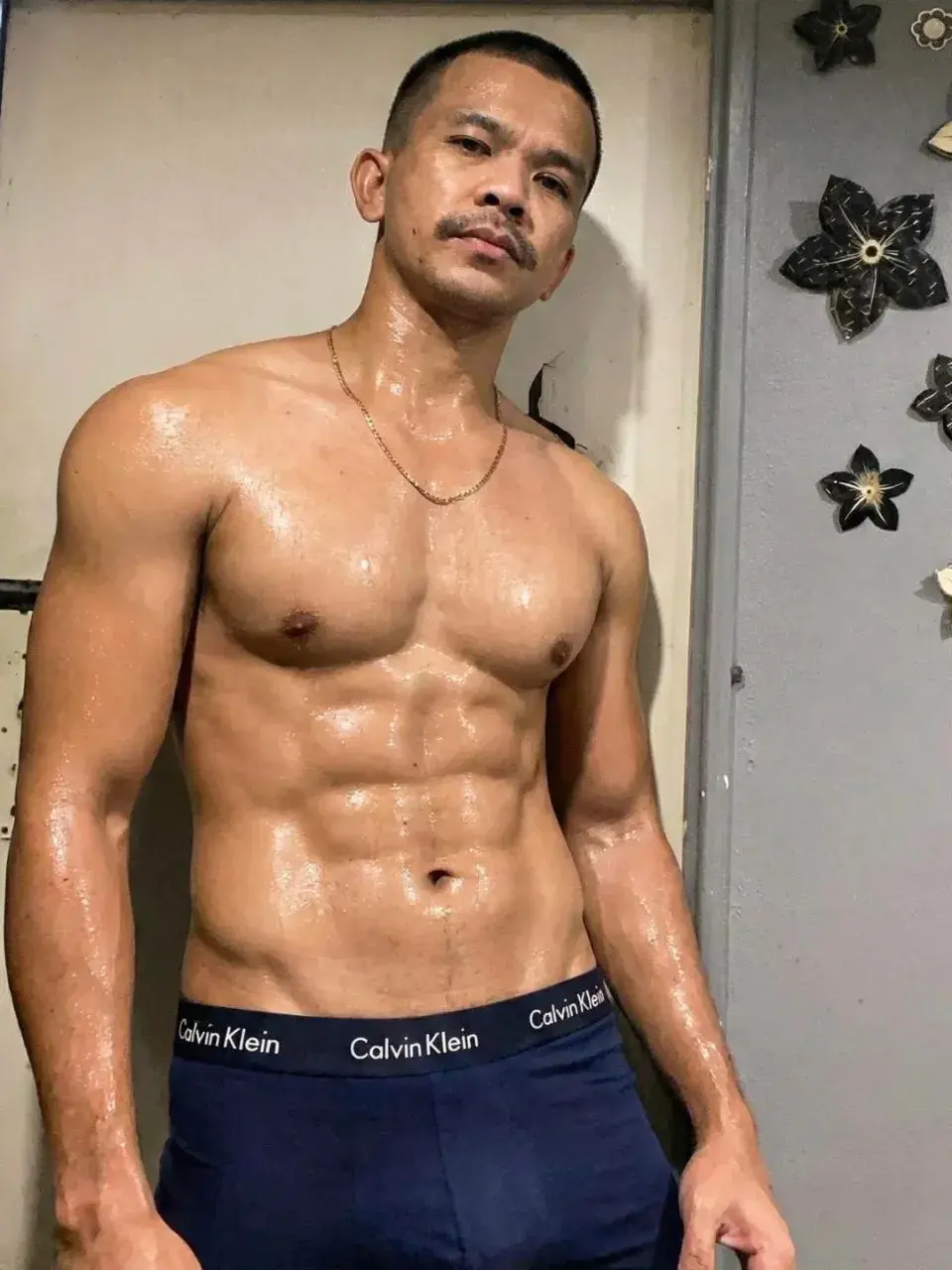 หลงในความแน่น