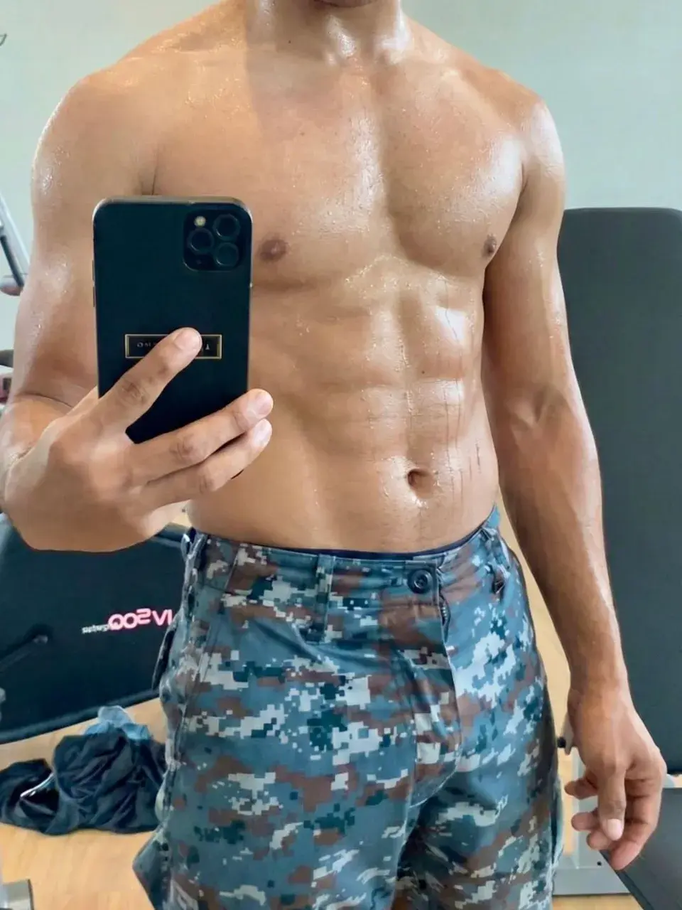 หลงในความแน่น