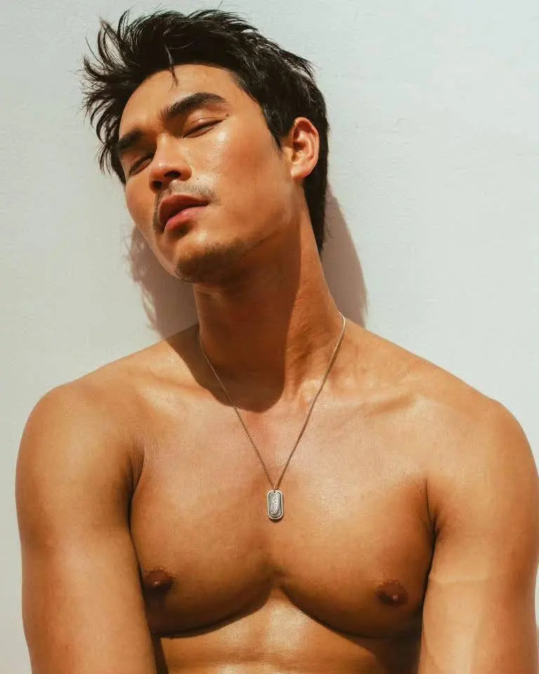 หลงในความแน่น