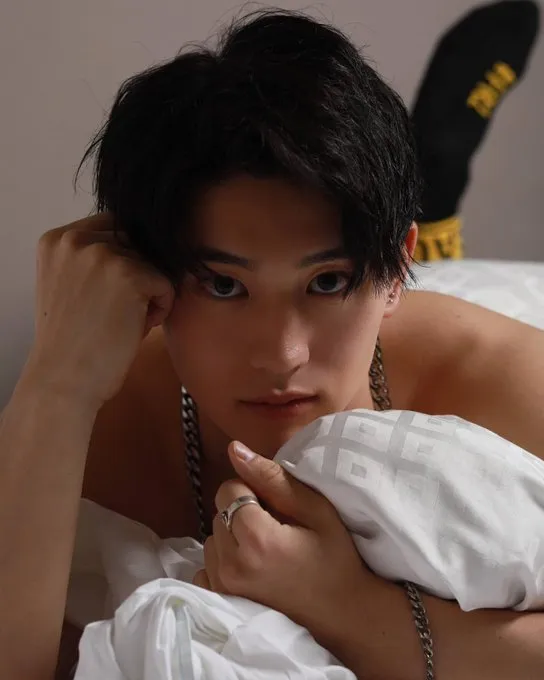 รูปหล่อเร้าอารมณ์ . 14