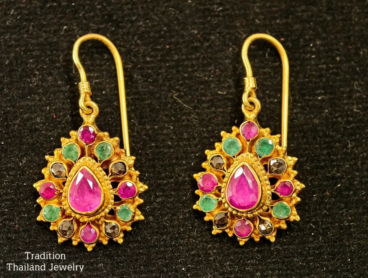 Thailand:Traditional Thai Jewelry.เครื่องทองโบราณ