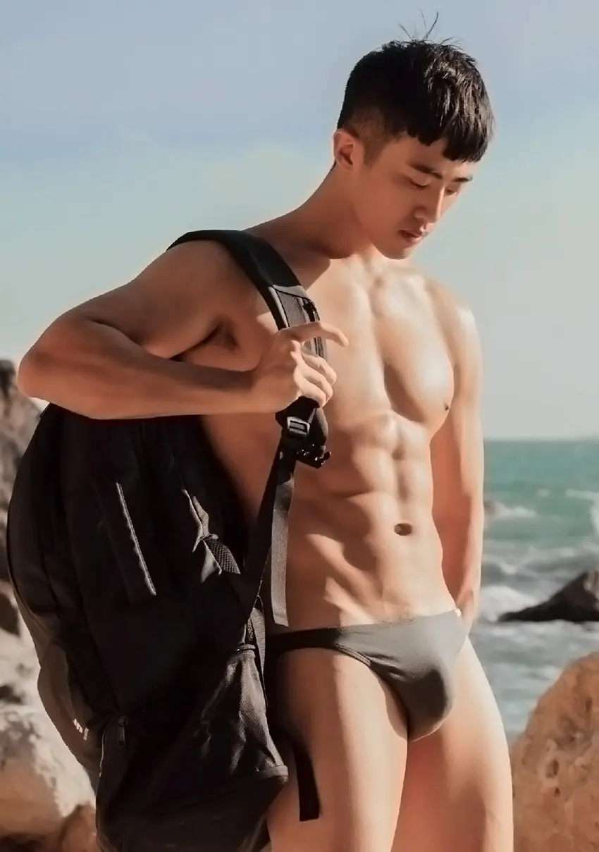 สำหรับเวอร์ชั่นเห็นหมด กดลิ้งค์ไปดูที่เว็บไซต์เครดิต : clipgayasian.com