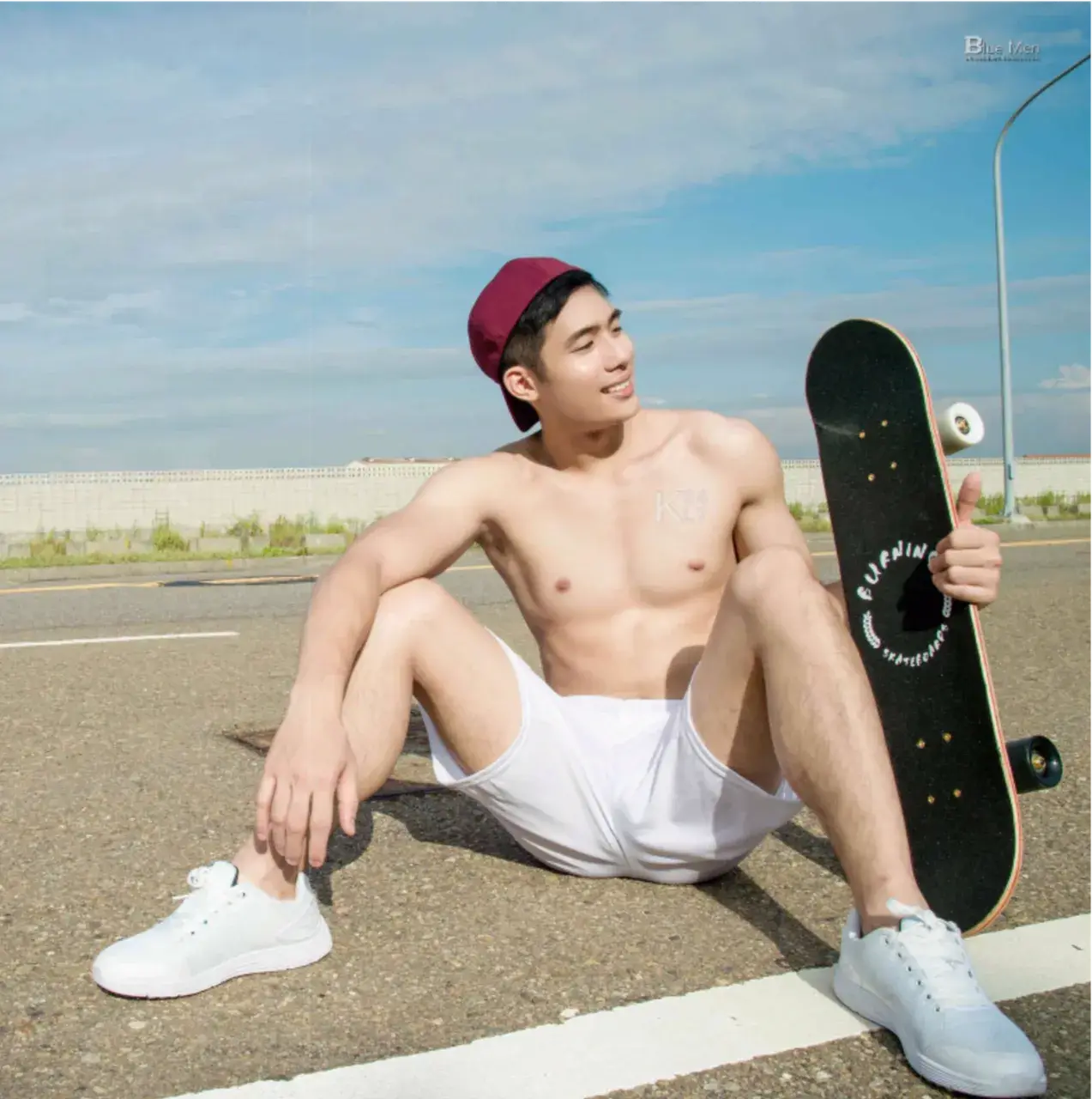 คุณสามารถเยี่ยมชมนิตยสารอื่นๆได้ที่เว็บไซต์เครดิต : clipgayasian.com