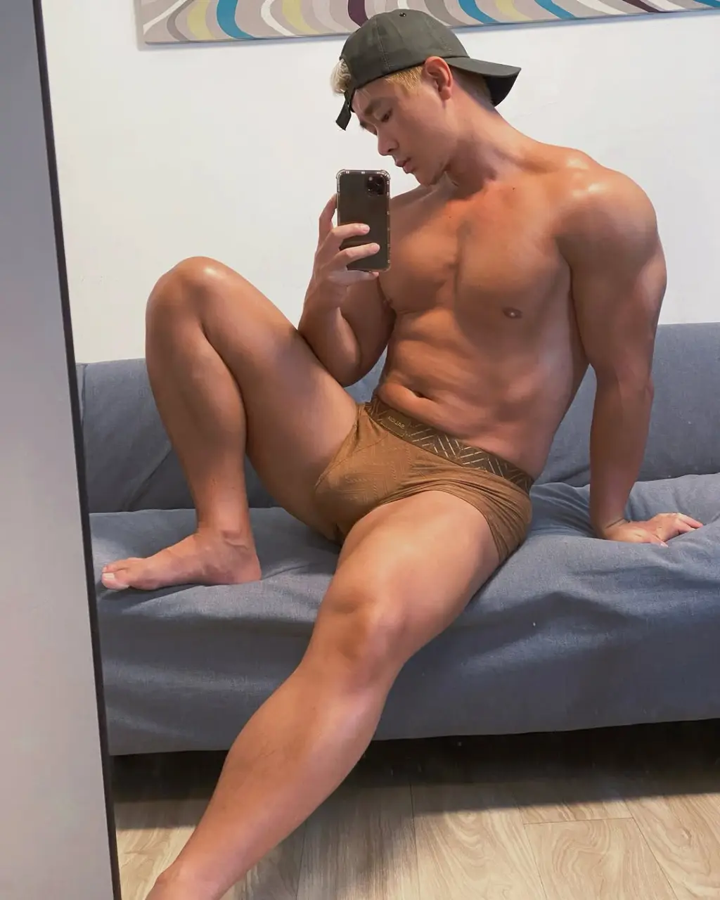 Social Media Creator : SAKURAWAY