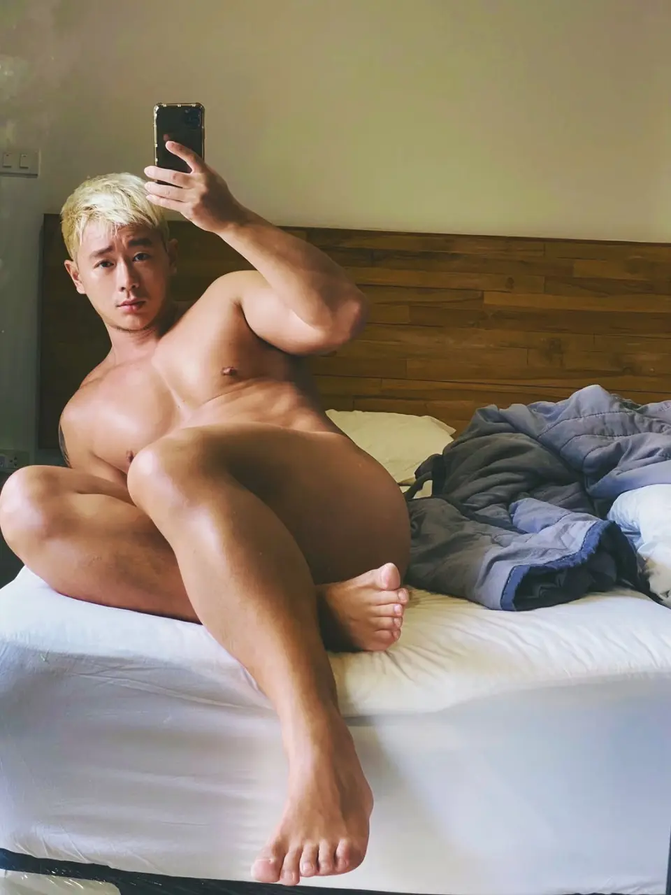 Social Media Creator : SAKURAWAY