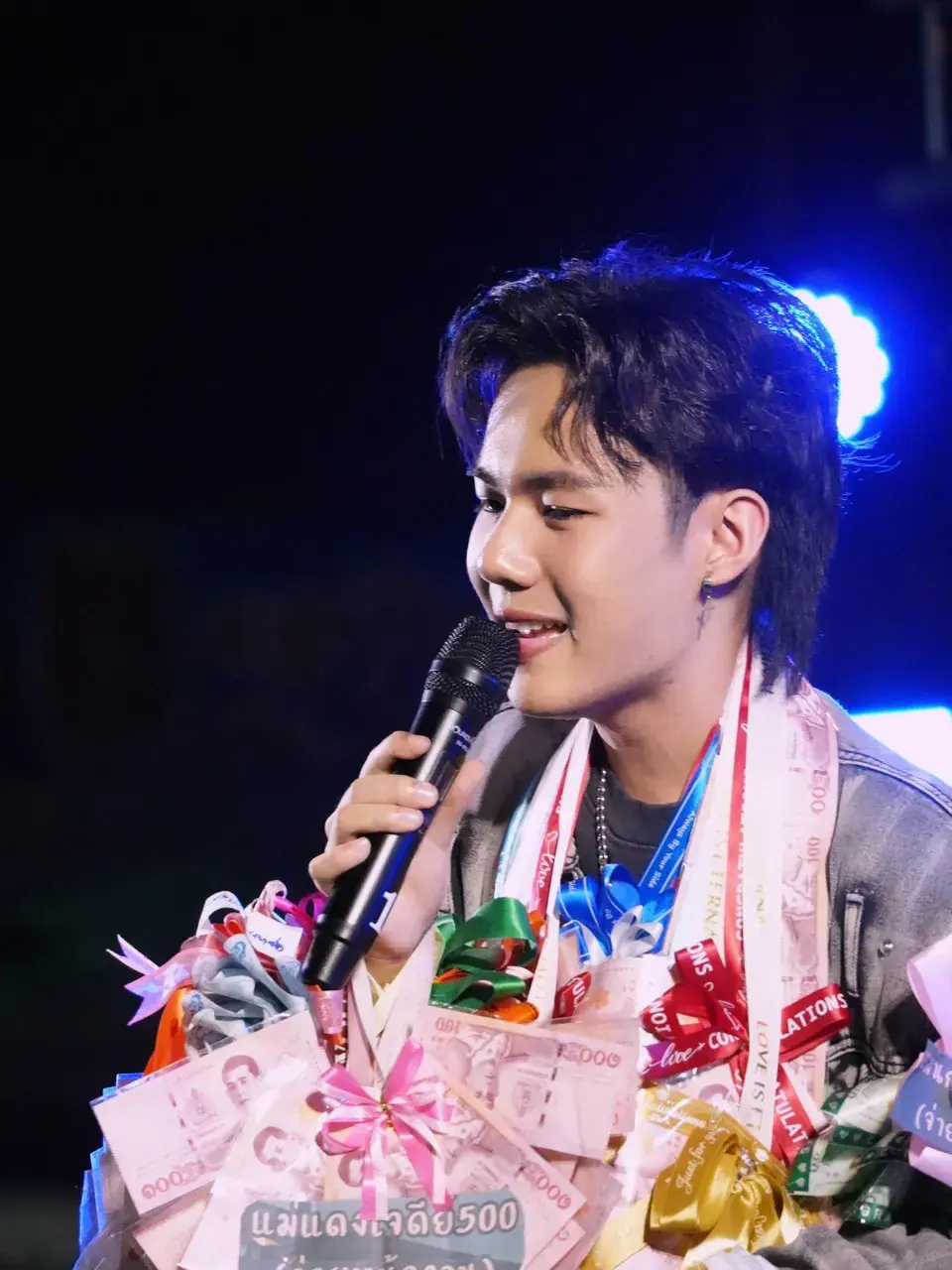 ลีโออธิป 🫰🏼 น้องลีโอ ไมค์หมดหนี้