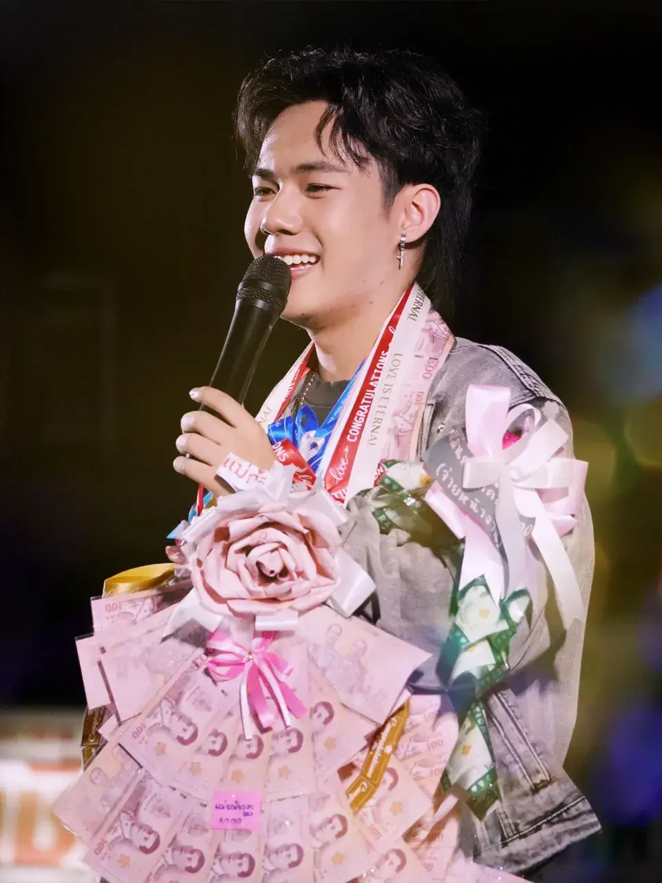 ลีโออธิป 🫰🏼 น้องลีโอ ไมค์หมดหนี้